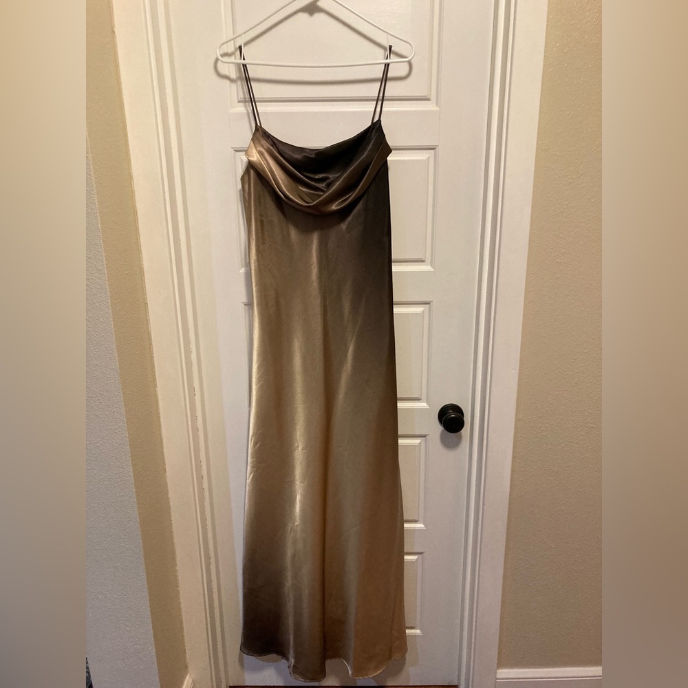 Onyx Nite gown, size 16